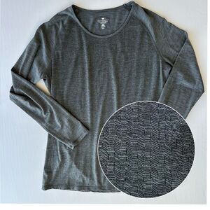 SEGMENTS Merino Wool Base Layer Top Size XXL Womens Black Long Sleeve Outdoors